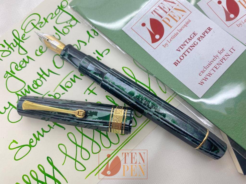 OMAS PARAGON OLD STYLE ARCO GREEN CELLULOID | Tenpen - By Letizia